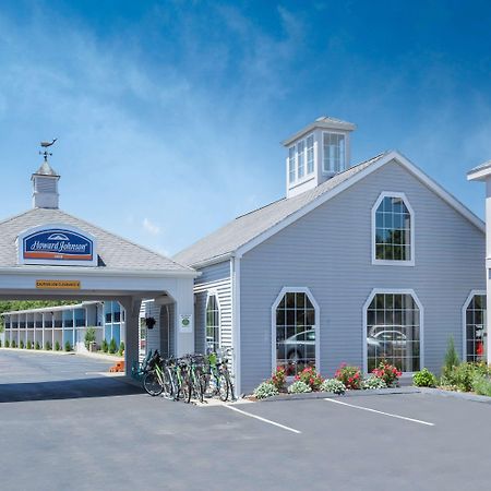 Howard Johnson By Wyndham Mystic Bagian luar foto