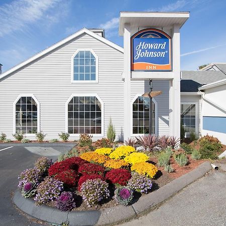 Howard Johnson By Wyndham Mystic Bagian luar foto
